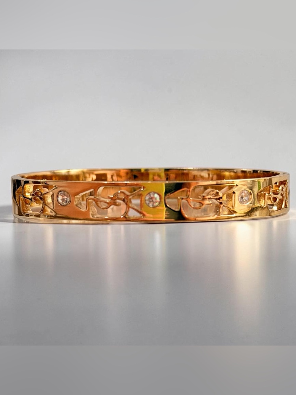 NEW | Gold Tone Rhinestone Bangle Bracelet Openwork Cuff Statement Jewelry ✨